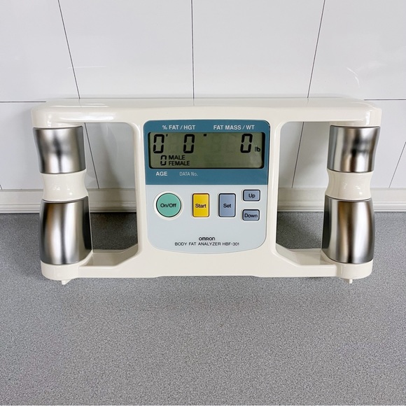Omron Body Fat Analyzer Model HBF-301 White Tested Working Good - Picture 1 of 8